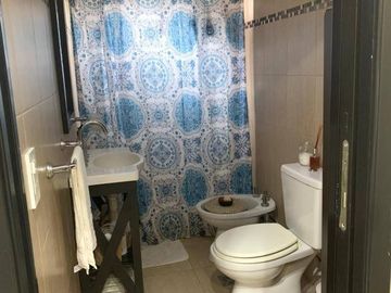 PH en venta - 2 dormitorios 1 baño - 63mts2 - Berazategui