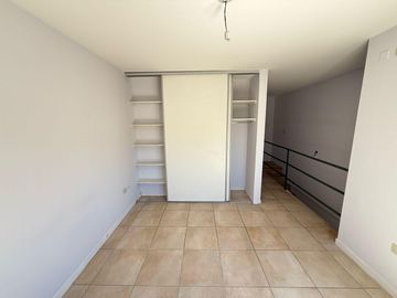 SE VENDE INCREIBLE DUPLEX PLENO CENTRO 1 DORM.