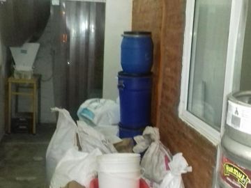Casa y cervecería en Lago Puelo (FR-6)