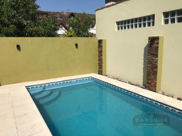 Casa - Burzaco