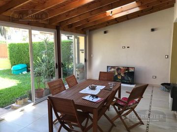 Casa - Burzaco