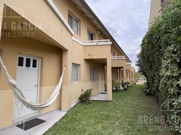 Complejo Turistico De 7 Unidades En Venta - Colón Entre Rios.