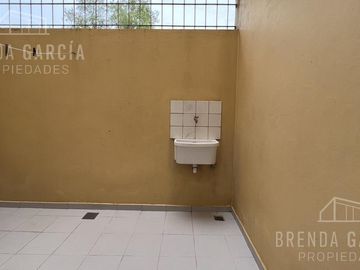 Complejo Turistico De 7 Unidades En Venta - Colón Entre Rios.
