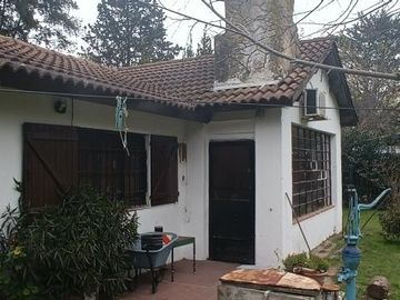 Quinta en venta - 3 Dormitorios 5 Baños - Cocheras - 1868Mts2 - La Fraternidad, General Rodríguez