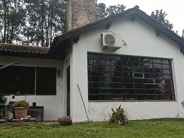 Quinta en venta - 3 Dormitorios 5 Baños - Cocheras - 1868Mts2 - La Fraternidad, General Rodríguez