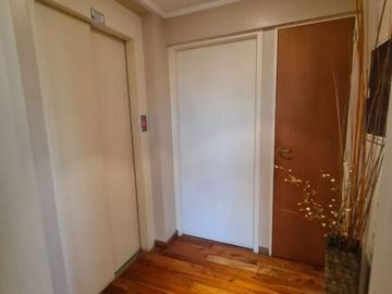 Departamento en venta - 2 Dormitorios 1 Baño - 75Mts2 - La Plata