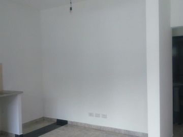 PH en venta - 1 dormitorio 1 baño - 52mts2 - Berazategui