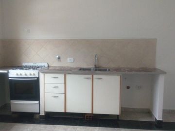 PH en venta - 1 dormitorio 1 baño - 52mts2 - Berazategui