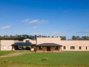 Casa Quinta venta - 4 dormitorios - 35.000mts2 -  Estancia Benquerencia, San Miguel del Monte
