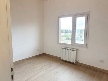 VENTA departamento/ph, 2 dormitorios con cochera, Dina Huapi