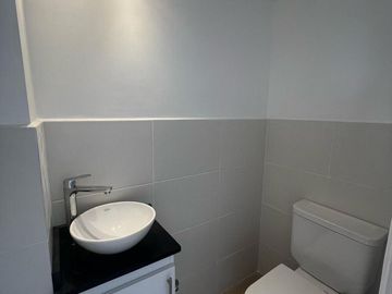 VENTA departamento/ph, 2 dormitorios con cochera, Dina Huapi