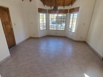 Casa en Villa Regina