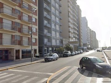 Departamento en Venta - 3 Dormitorios 2 Baño - 72 mts2 - Miramar, Buenos Aires