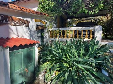 Complejo de casona mas casas en Tanti!!!!1 ha de terreno!!!