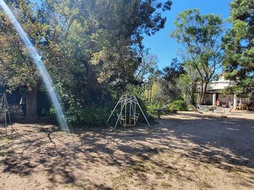 Complejo de casona mas casas en Tanti!!!!1 ha de terreno!!!
