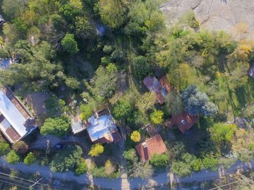Complejo de casona mas casas en Tanti!!!!1 ha de terreno!!!