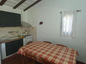 Complejo de casona mas casas en Tanti!!!!1 ha de terreno!!!