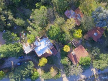 Complejo de casona mas casas en Tanti!!!!1 ha de terreno!!!