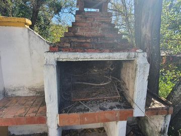 Complejo de casona mas casas en Tanti!!!!1 ha de terreno!!!