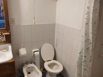 Complejo de casona mas casas en Tanti!!!!1 ha de terreno!!!