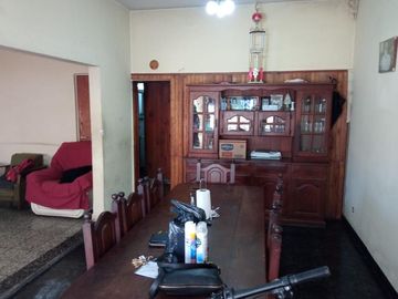 Casa - Claypole