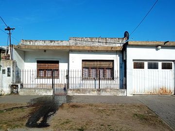 Casa - Claypole