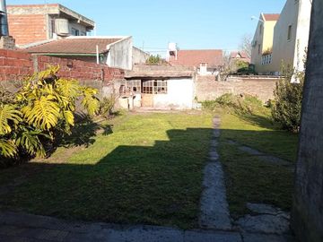 Casa - Claypole