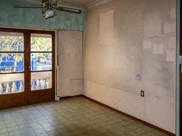 Casa en  esquina excelente ubicación