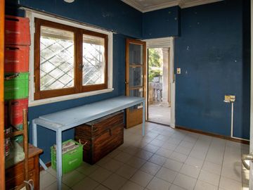 Casa en  esquina excelente ubicación