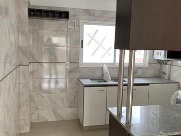 Av San Martin 1700,A Estrenar, 3 Ambientes, 1º Calidad  C/Cochera, Al Frente, Caballito