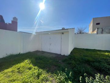 Casa en venta - 3 dormitorios 2 baños - 170mts2  - San Clemente Del Tuyú