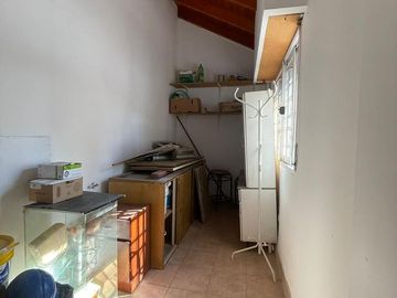 PH de 4 ambientes  con patio y cochera para 3 autos - Wilde
