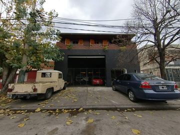 Galpón con vivienda