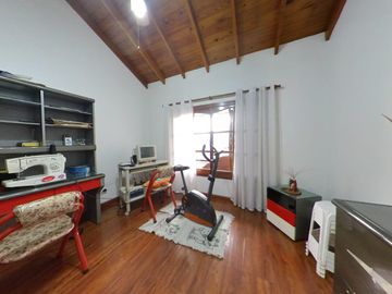 Galpón con vivienda