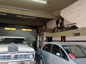 Galpón con vivienda