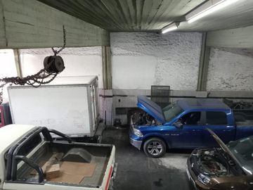 Galpón con vivienda