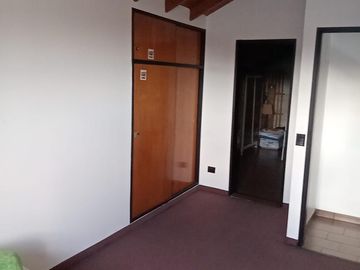 Galpón con vivienda