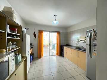 Duplex tres ambientes Ituzaingó Sur