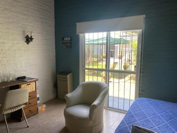 VENTA casa 6 ambientes Centro Brandsen