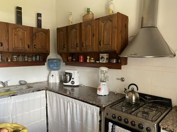 VENTA casa 6 ambientes Centro Brandsen