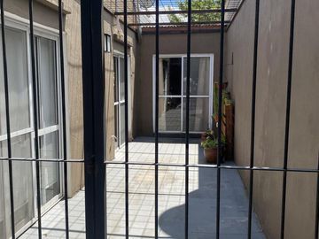 VENTA casa 6 ambientes Centro Brandsen