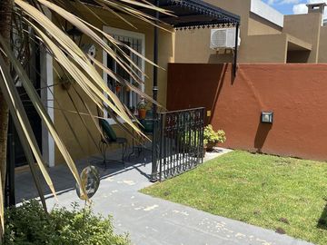 VENTA casa 6 ambientes Centro Brandsen