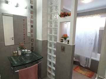 Casa en Los Arboles- Valle Escondido