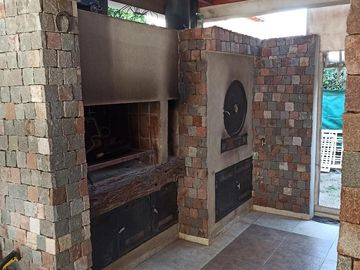 Casa en Los Arboles- Valle Escondido