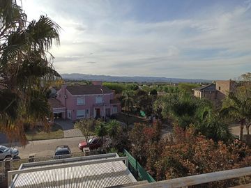 Casa en Los Arboles- Valle Escondido