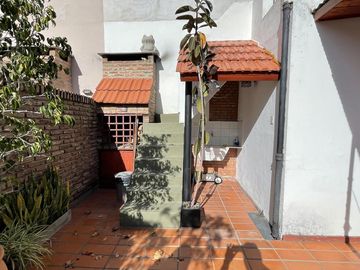 Casa en Venta 2 Dormitorios con Cochera Barrio Arroyito