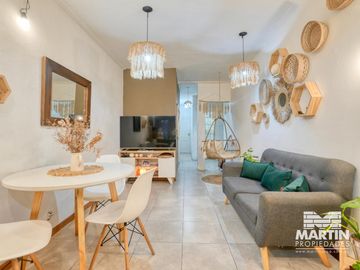 Casa Dúplex en venta Martinez 5 ambientes, escritorio. ideal estudio, consultorio o vivienda.