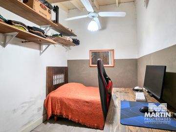 Casa Dúplex en venta Martinez 5 ambientes, escritorio. ideal estudio, consultorio o vivienda.