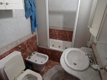 Casa  en venta en Gregorio De Laferrere