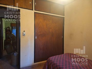 Casa para Inversión en Garín 8 ambientes